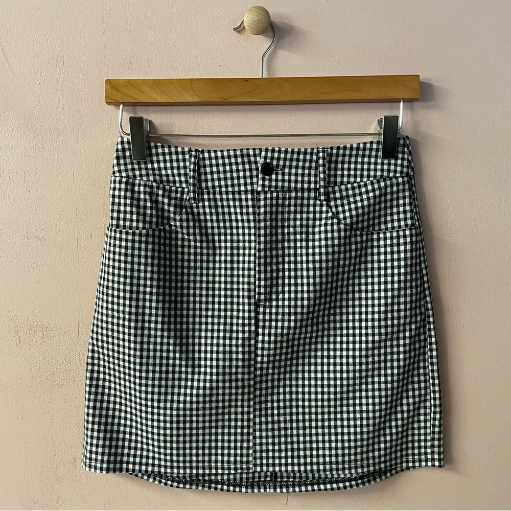 Charlotte Russe Black & White Gingham Mini Skirt Size XS EUC - Picture 9 of 10